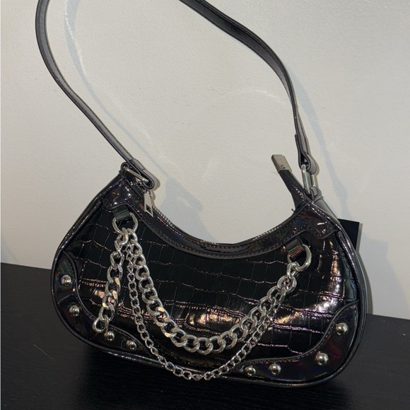 SHEIN Black Glossy Croc-Embossed Shoulder Bag - Picture 1 of 4